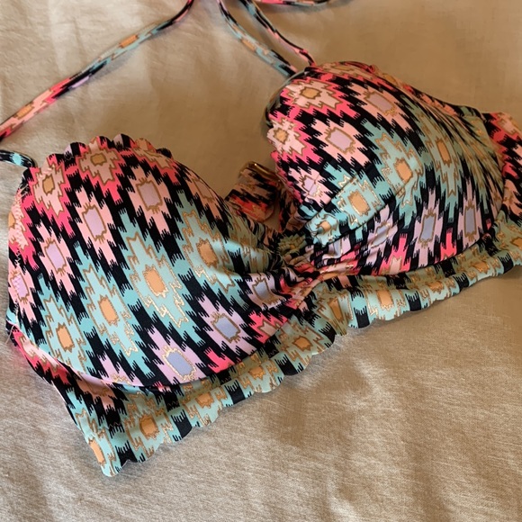 Victoria Secret Bandeau Bikini top - Picture 4 of 4